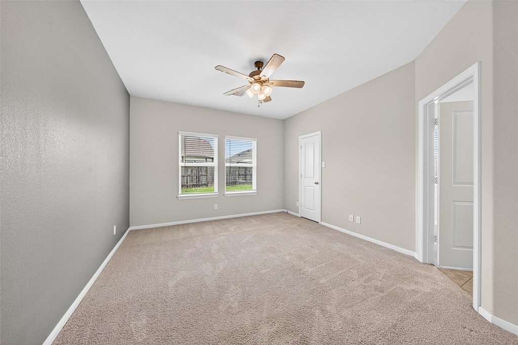 2429 Abbot Brook Drive - Photo 21