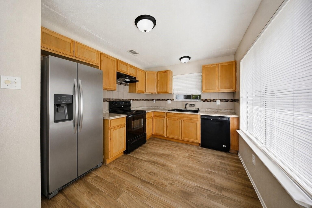 12642 Autumn Mill Drive - Photo 7