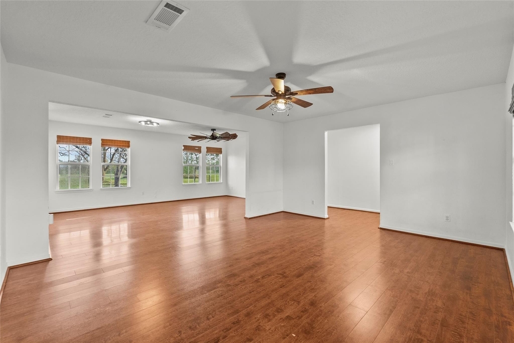14621 Cedar Street - Photo 4