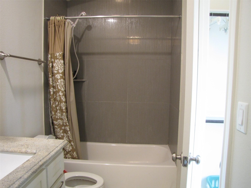 6306 Grand Boulevard - Photo 13