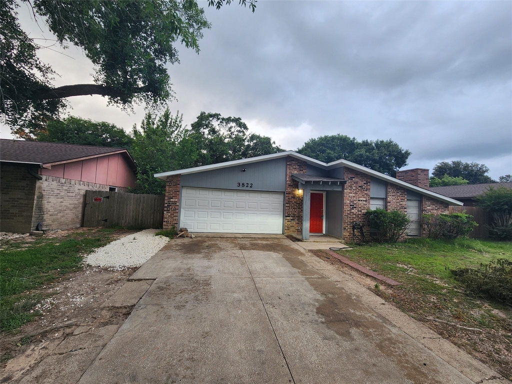 3822 Broken Elm Drive - Photo 1