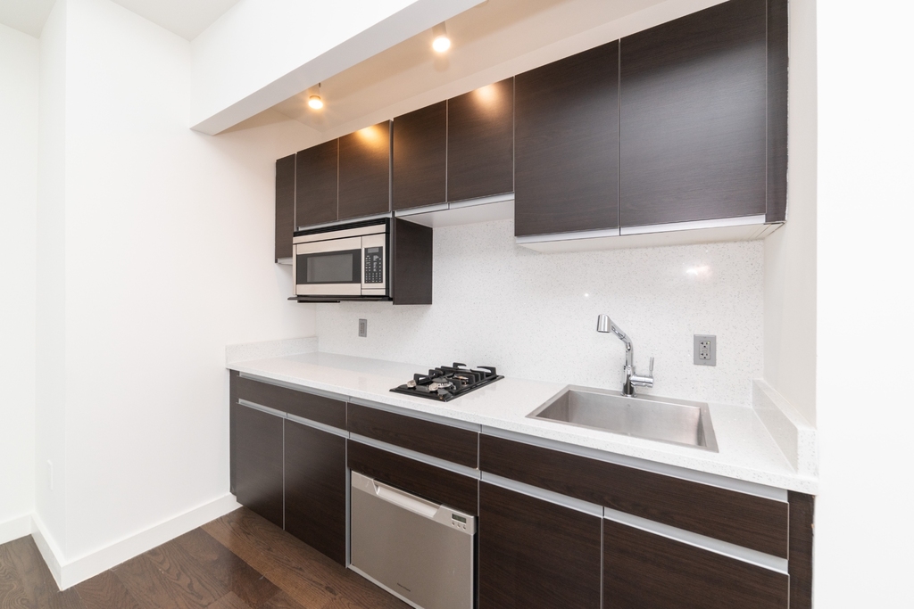 116 John Street - Photo 5