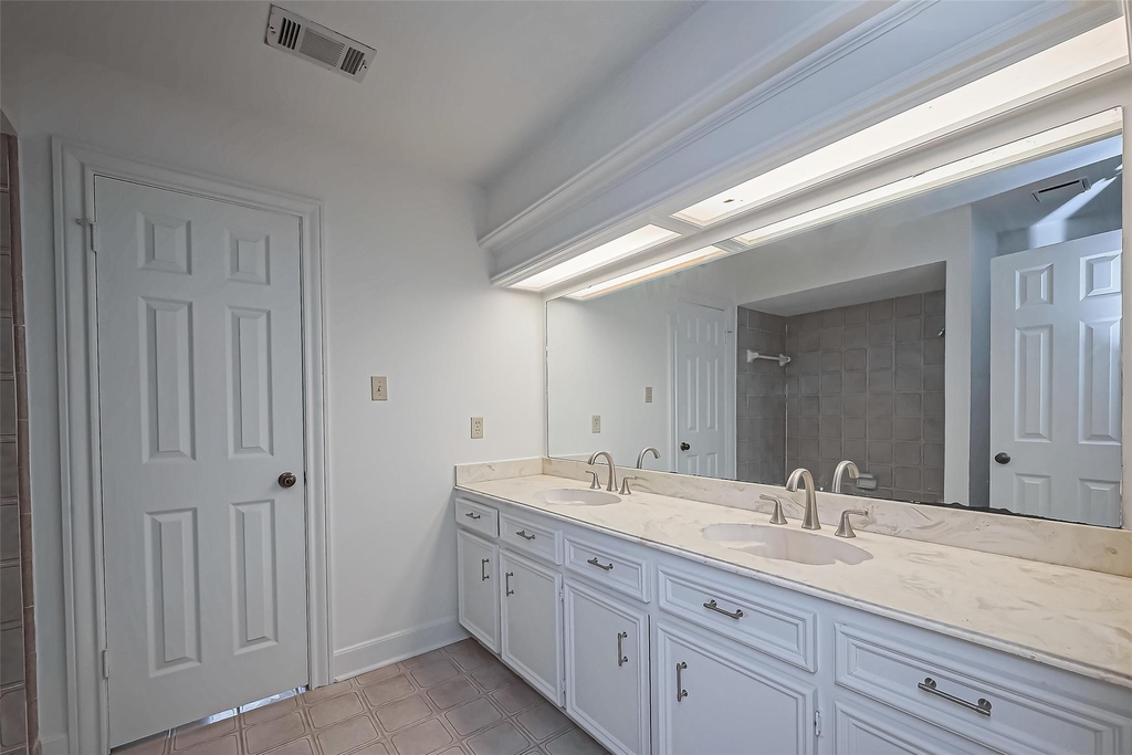 18307 Champion Forest Drive - Photo 24