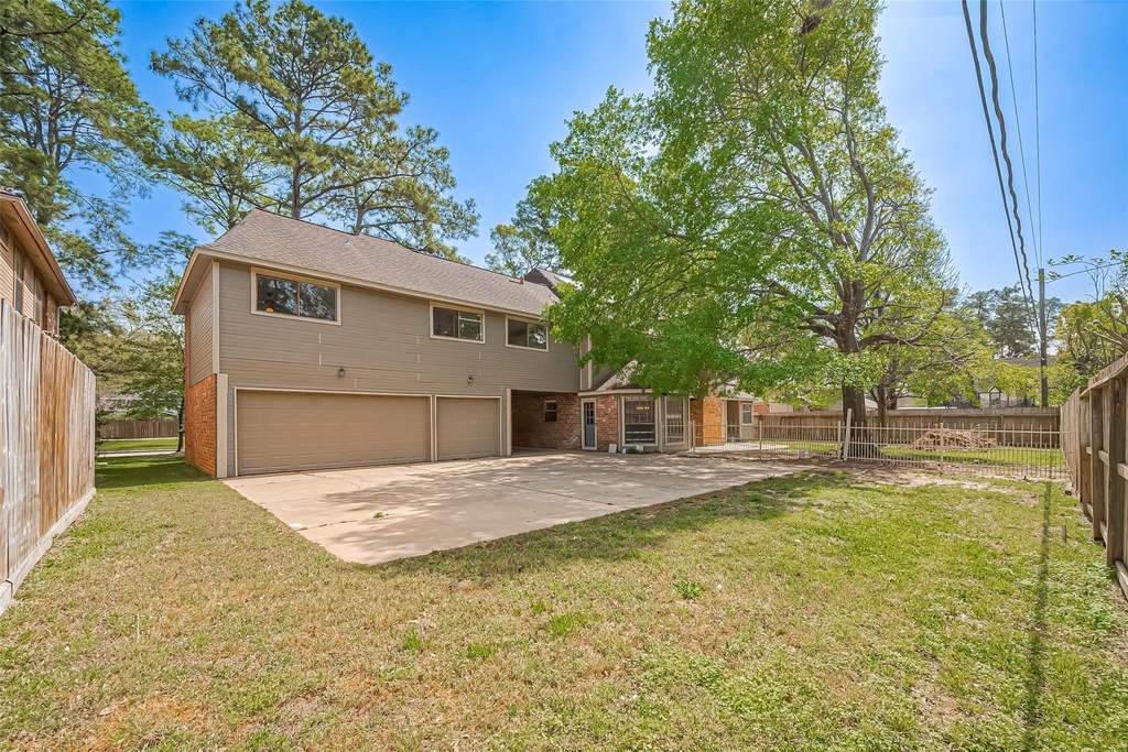 18307 Champion Forest Drive - Photo 44