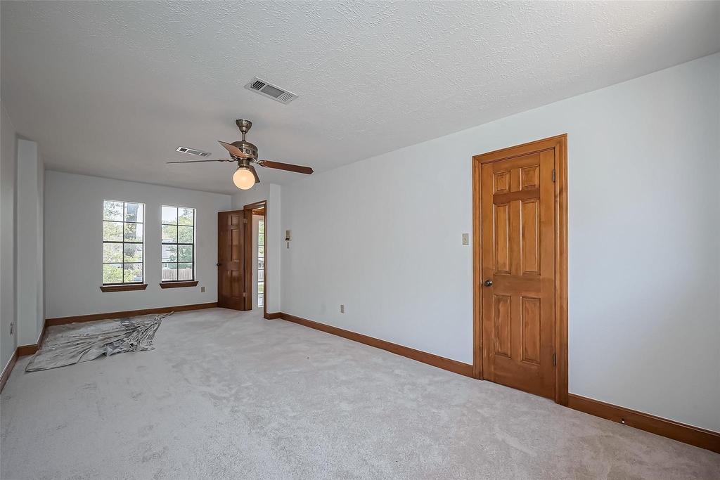 18307 Champion Forest Drive - Photo 33