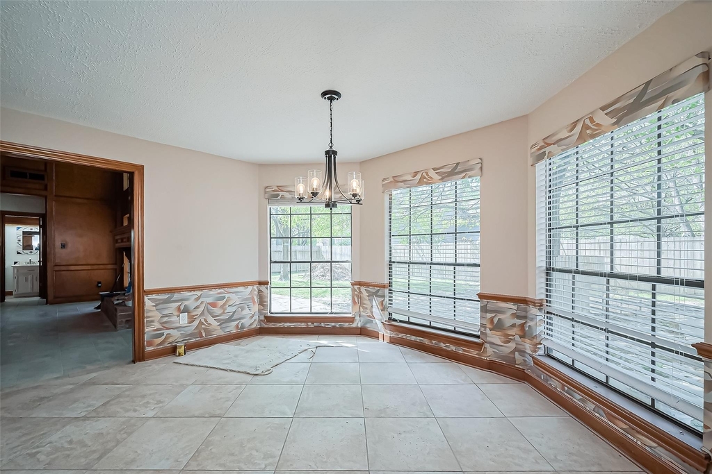 18307 Champion Forest Drive - Photo 7