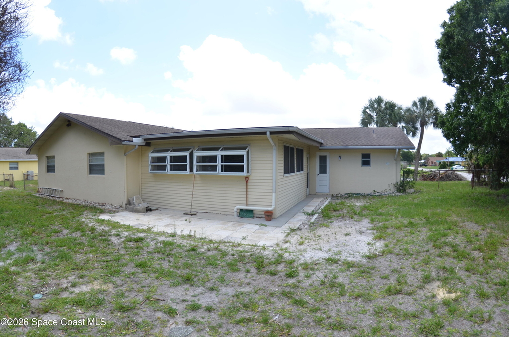 300 Darrow Avenue - Photo 4