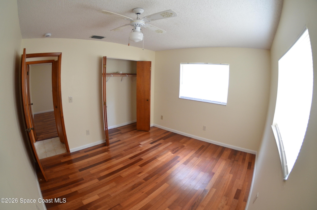 300 Darrow Avenue - Photo 21