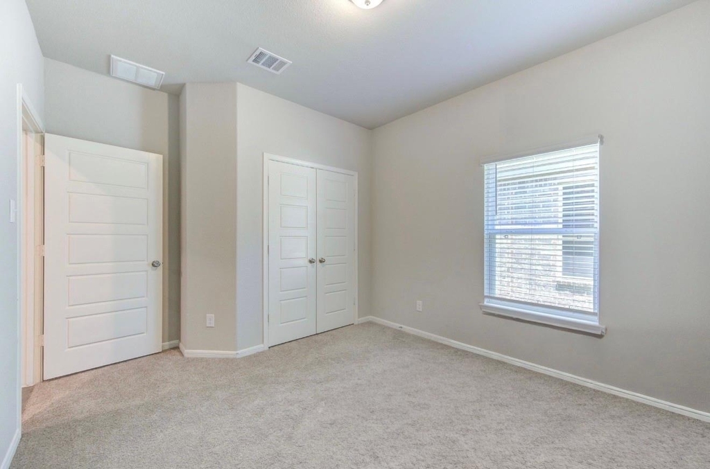 22827 Ephesus Avenue - Photo 17