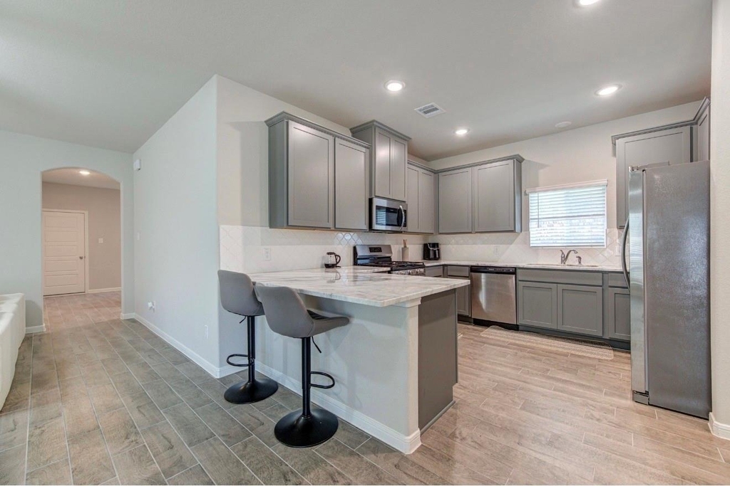 22827 Ephesus Avenue - Photo 8