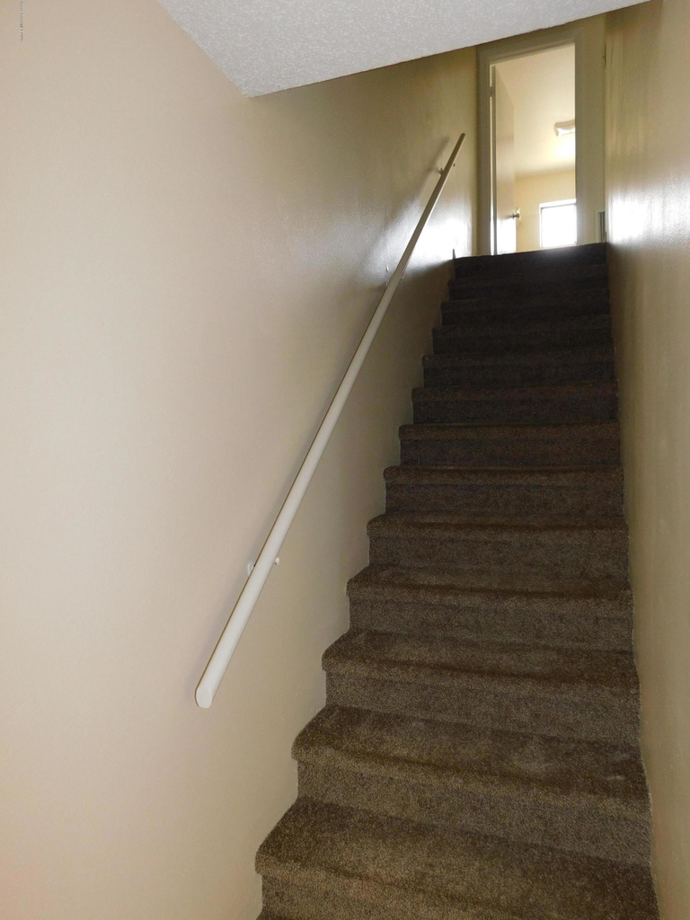 236 Chandler Street - Photo 10