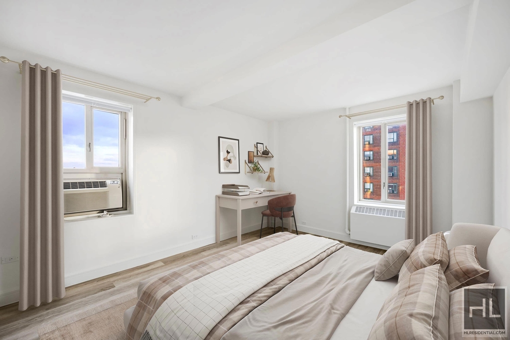 1 Avenue - Photo 2