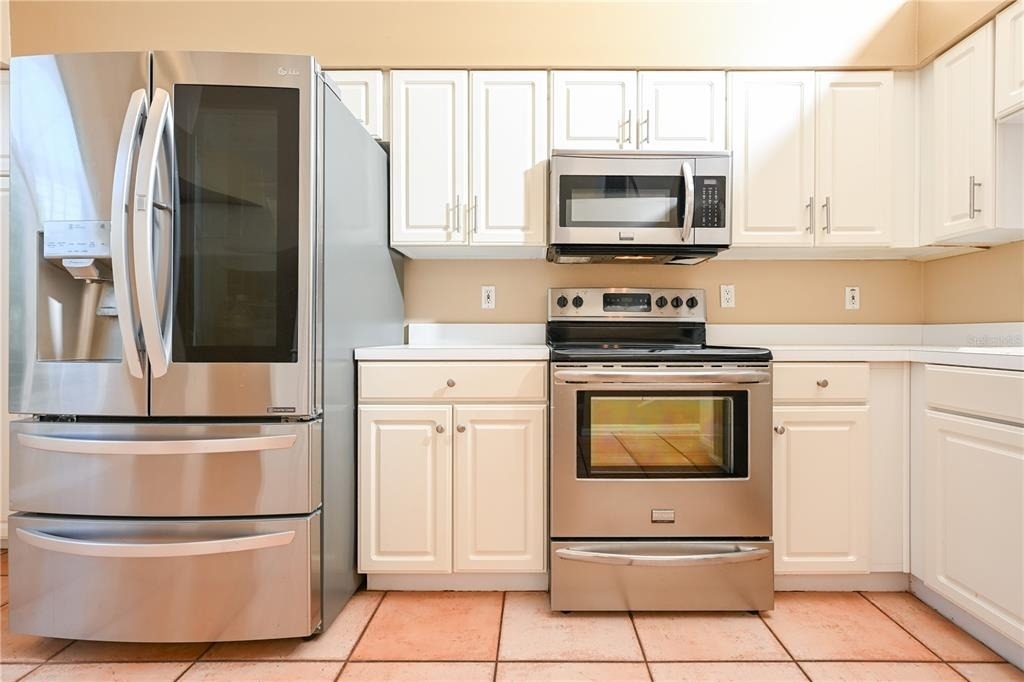 4906 Augusta Avenue - Photo 11