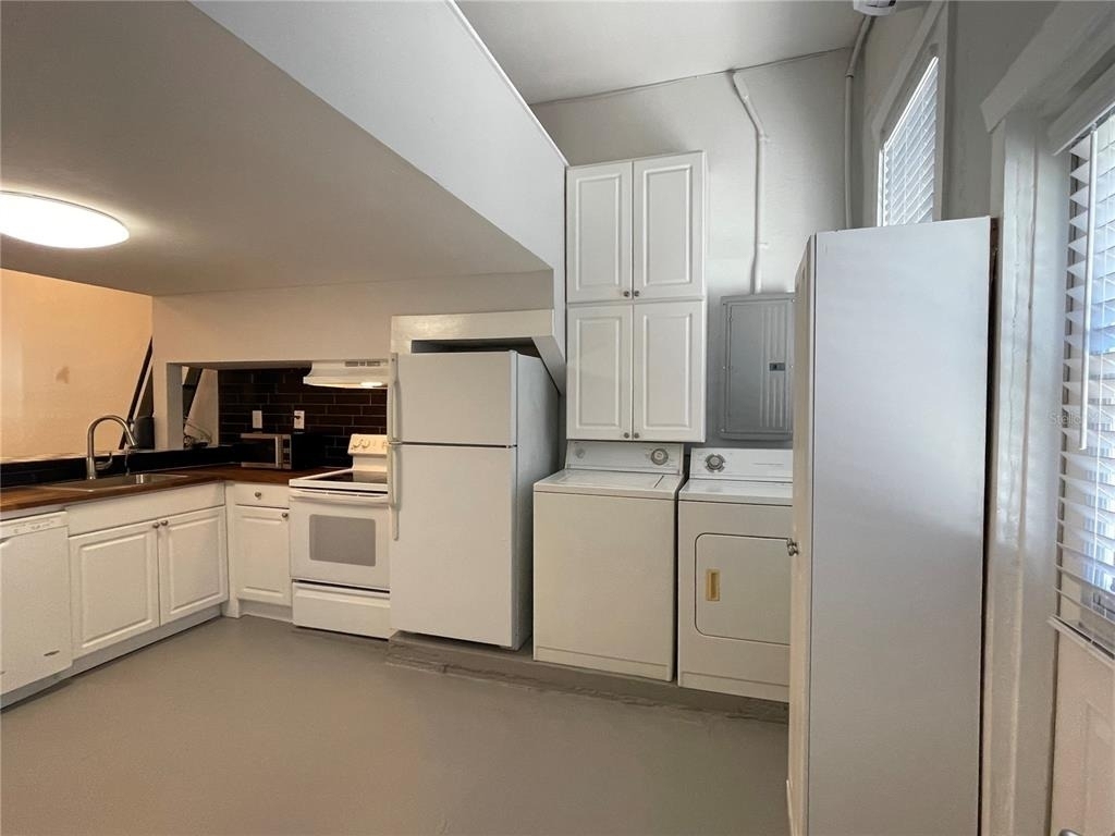 2305 W Texas Avenue - Photo 52