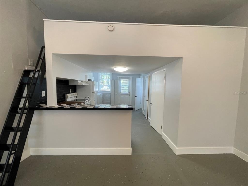 2305 W Texas Avenue - Photo 3