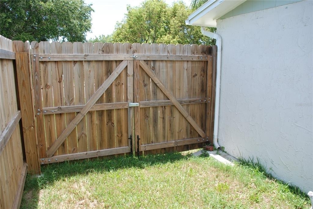 1624 Springdale Drive - Photo 5