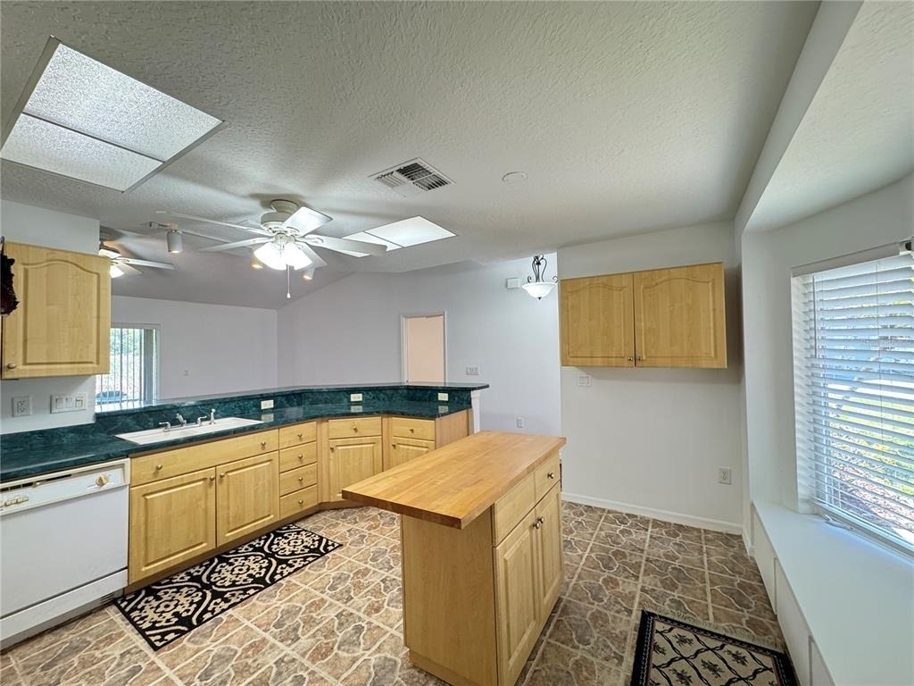 21606 Rosewood Court - Photo 5
