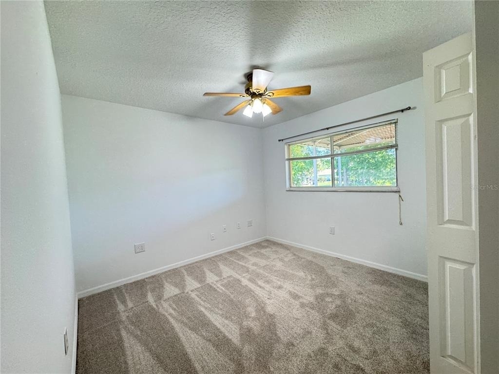 21606 Rosewood Court - Photo 18