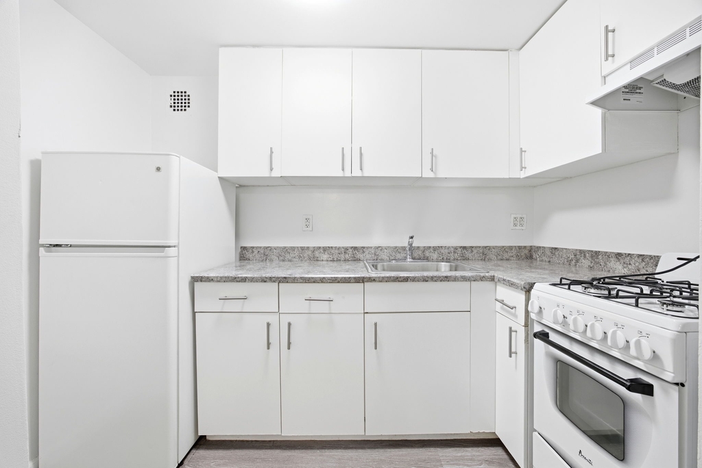 33 Gold Street - Photo 11