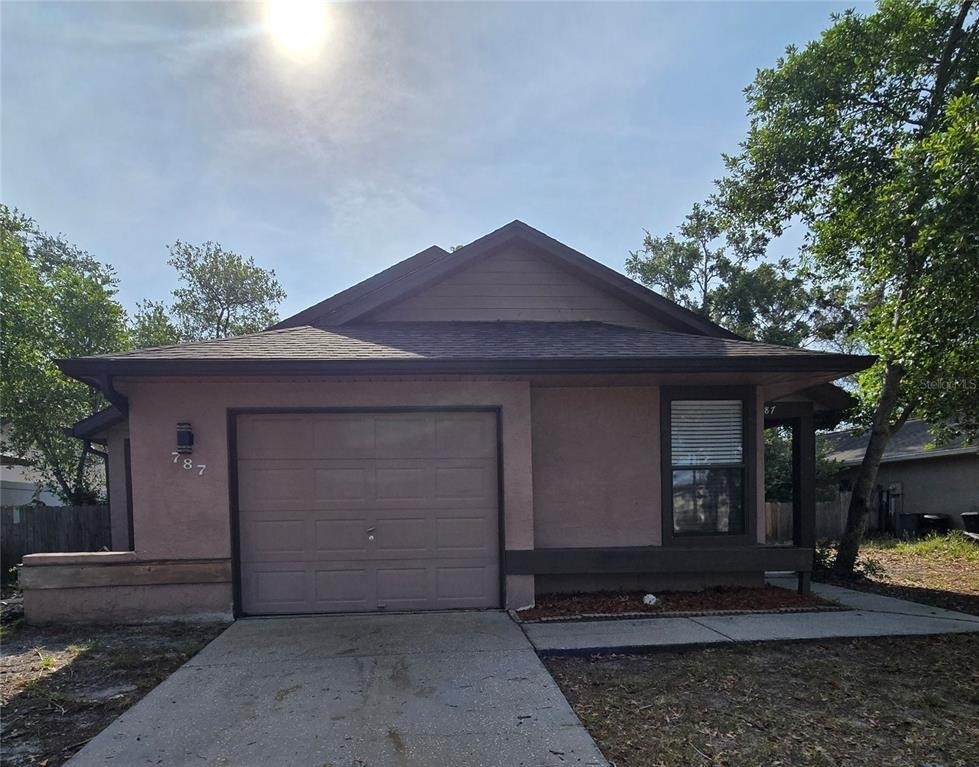 787 Arthurs Court - Photo 0