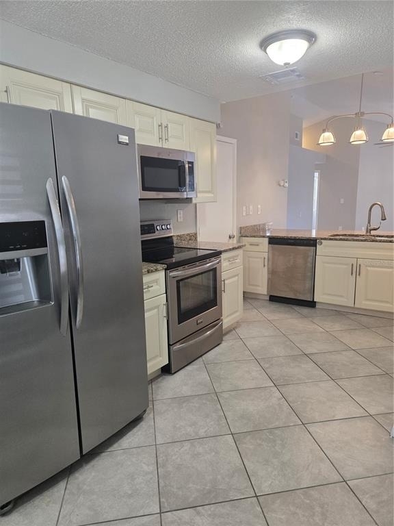 787 Arthurs Court - Photo 2