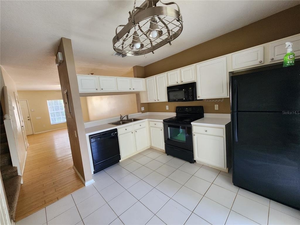 1317 Throckmorton Drive - Photo 6
