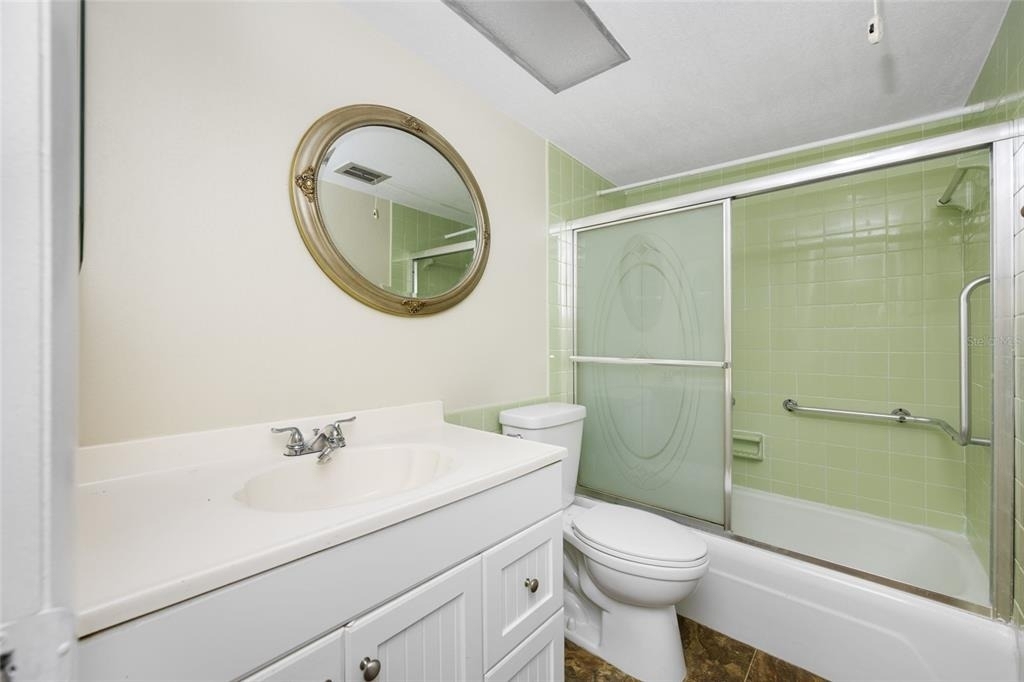 1001 77th Avenue N - Photo 10