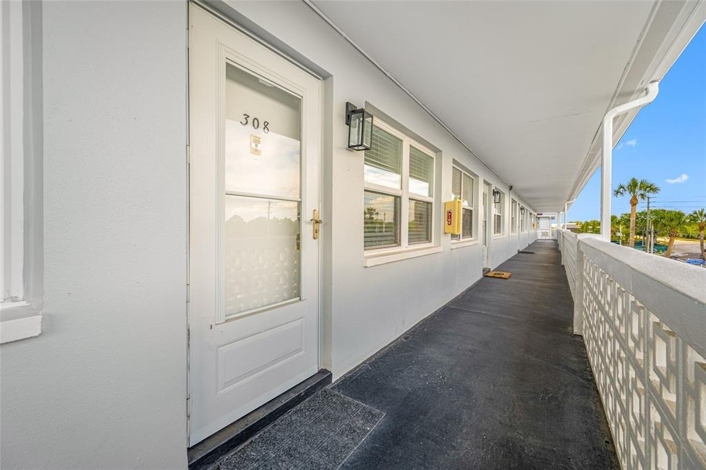 1001 77th Avenue N - Photo 1