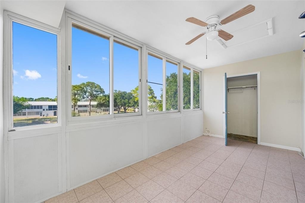 1001 77th Avenue N - Photo 11