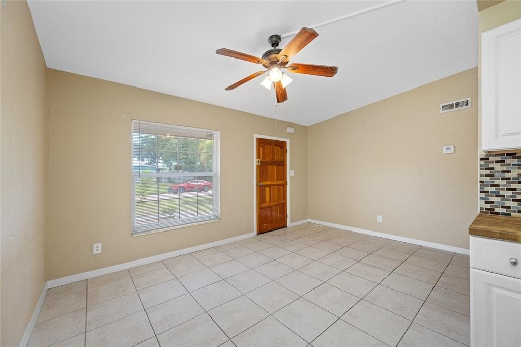 289 43rd Terrace Se - Photo 3
