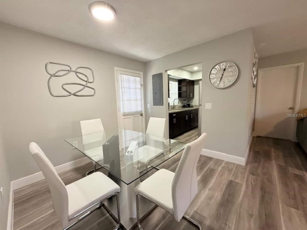 332 Avenue D Se - Photo 5