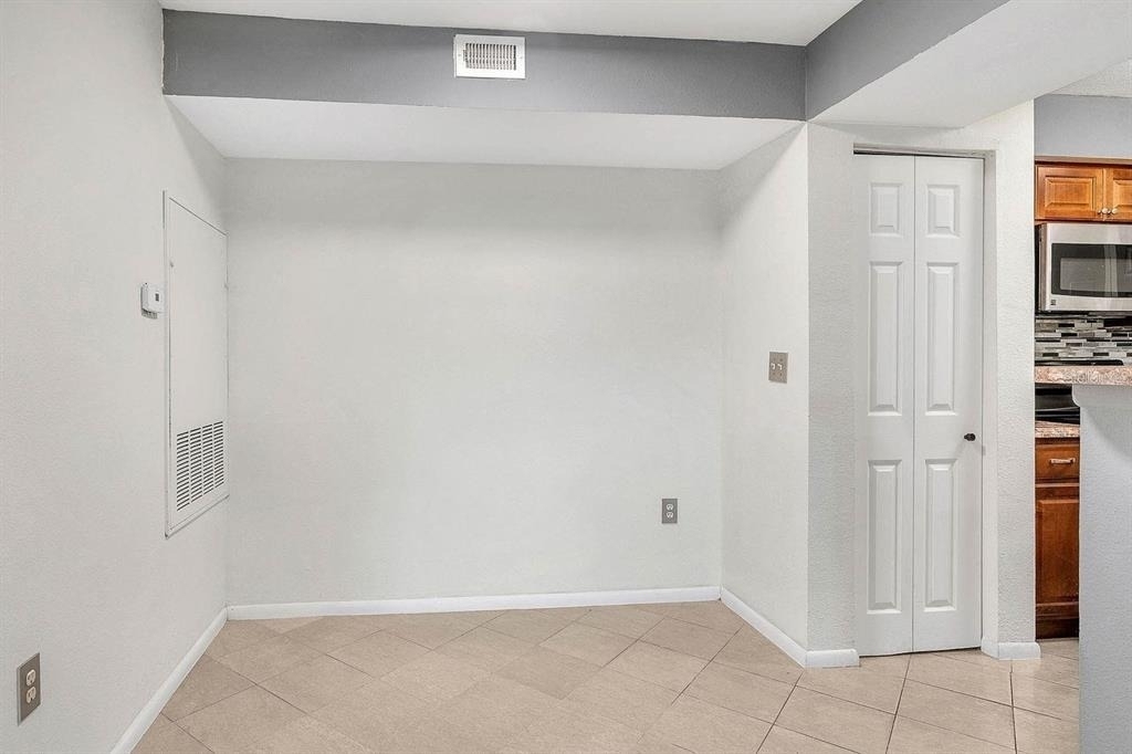 3032 Parkway Boulevard - Photo 10