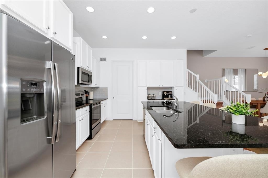 302 Captiva Drive - Photo 2