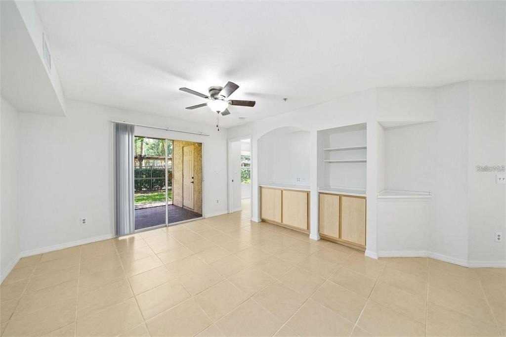 823 Camargo Way - Photo 4