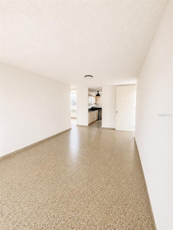 Park East Edif #4 Apt-91 - Photo 2
