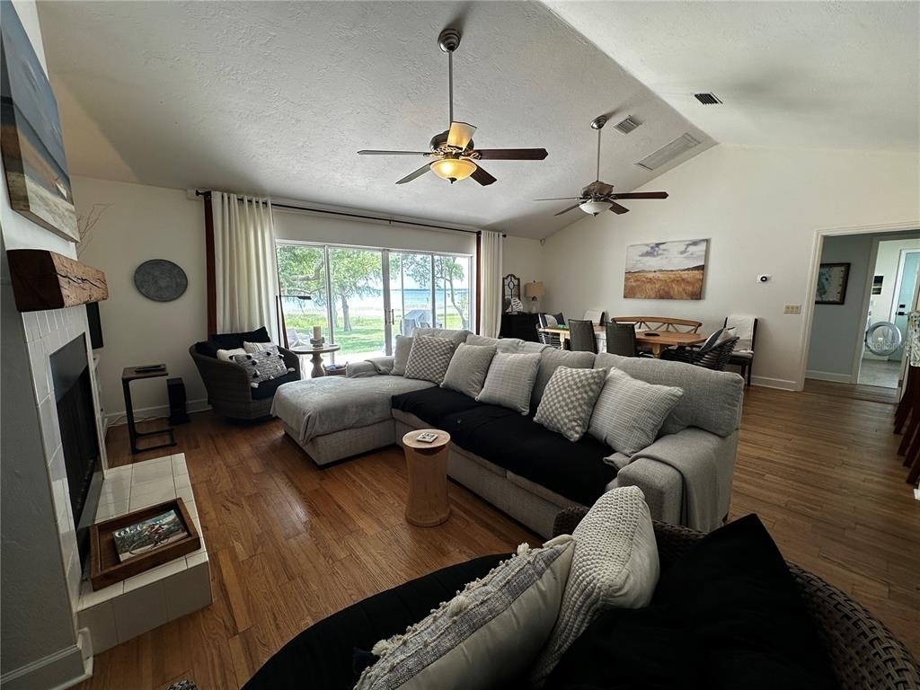 12595 Se Sunset Harbor Road - Photo 1