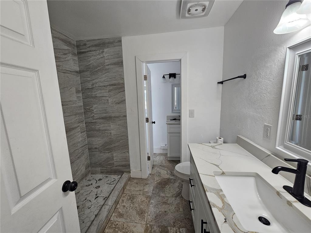 8198 Se 164th Place - Photo 13
