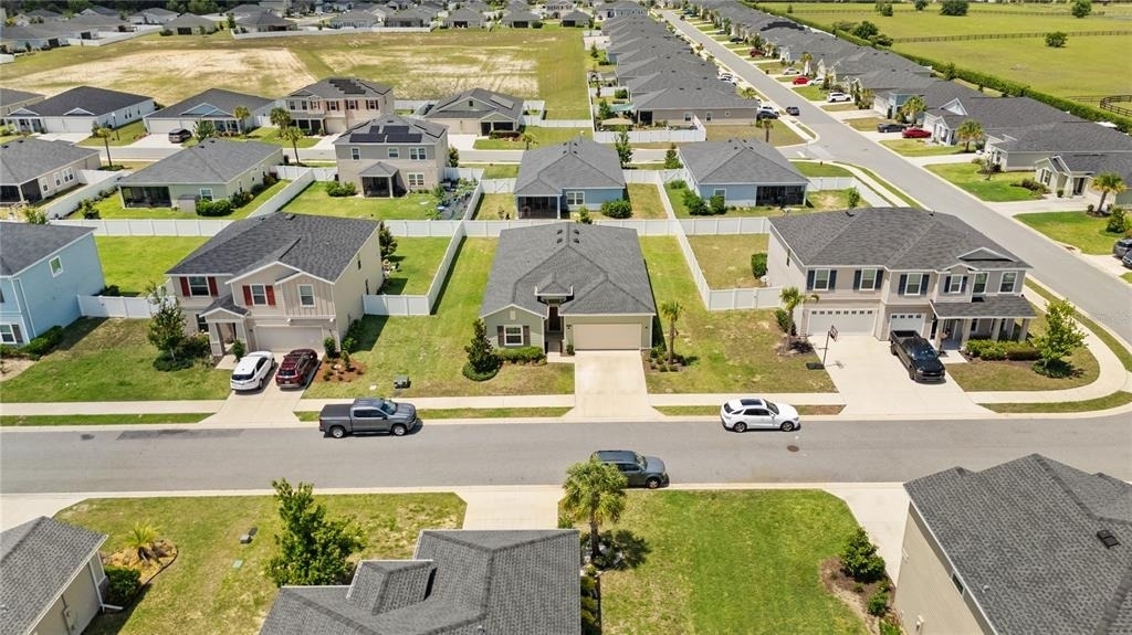 5637 Sw 93rd Street - Photo 1