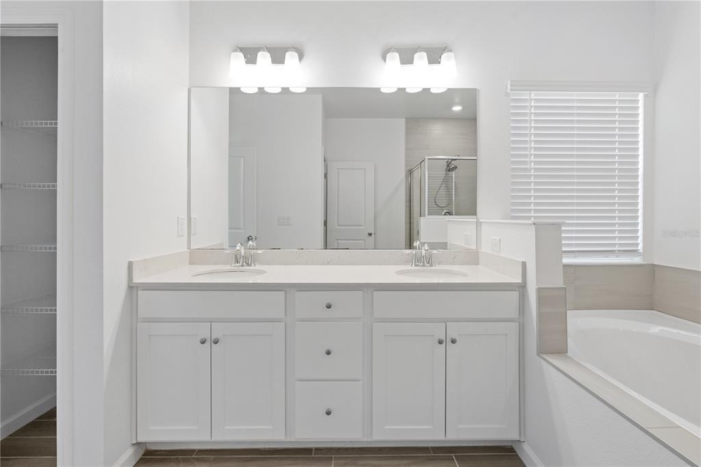 5637 Sw 93rd Street - Photo 18