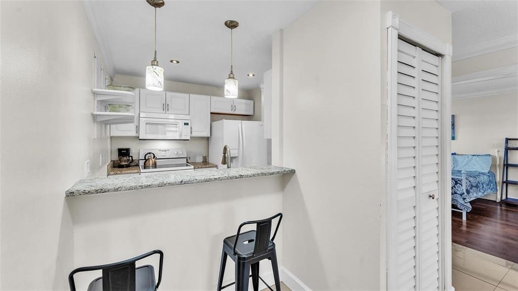 900 Avenue Z Se - Photo 7