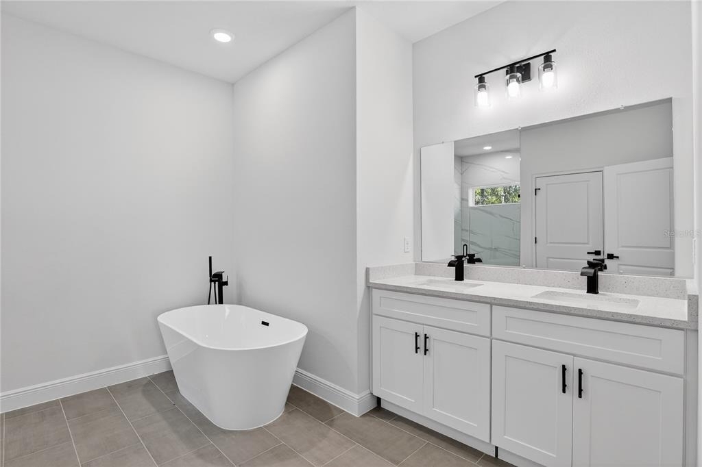 1933 W Oliver Drive - Photo 20