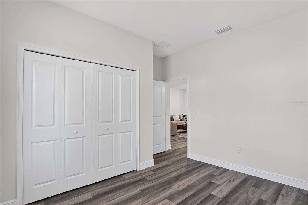 1933 W Oliver Drive - Photo 11