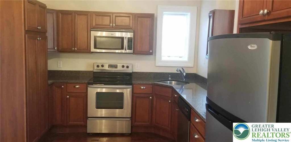 27 N 2nd - Photo 13
