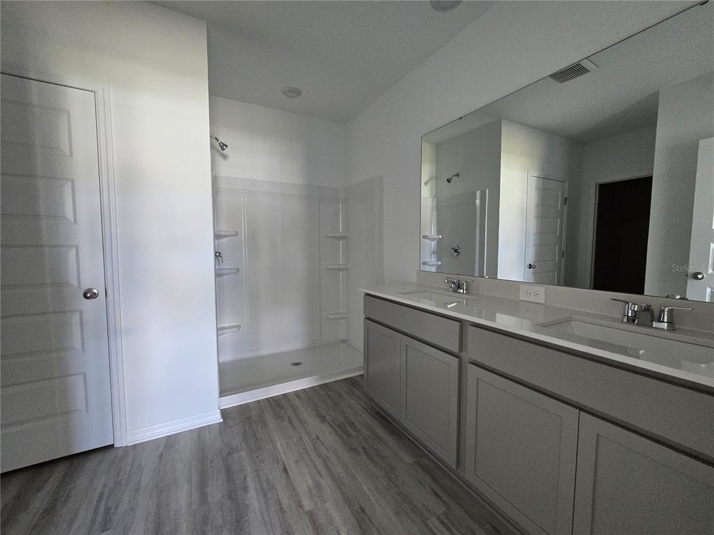 231 Taylor Groves Street - Photo 16