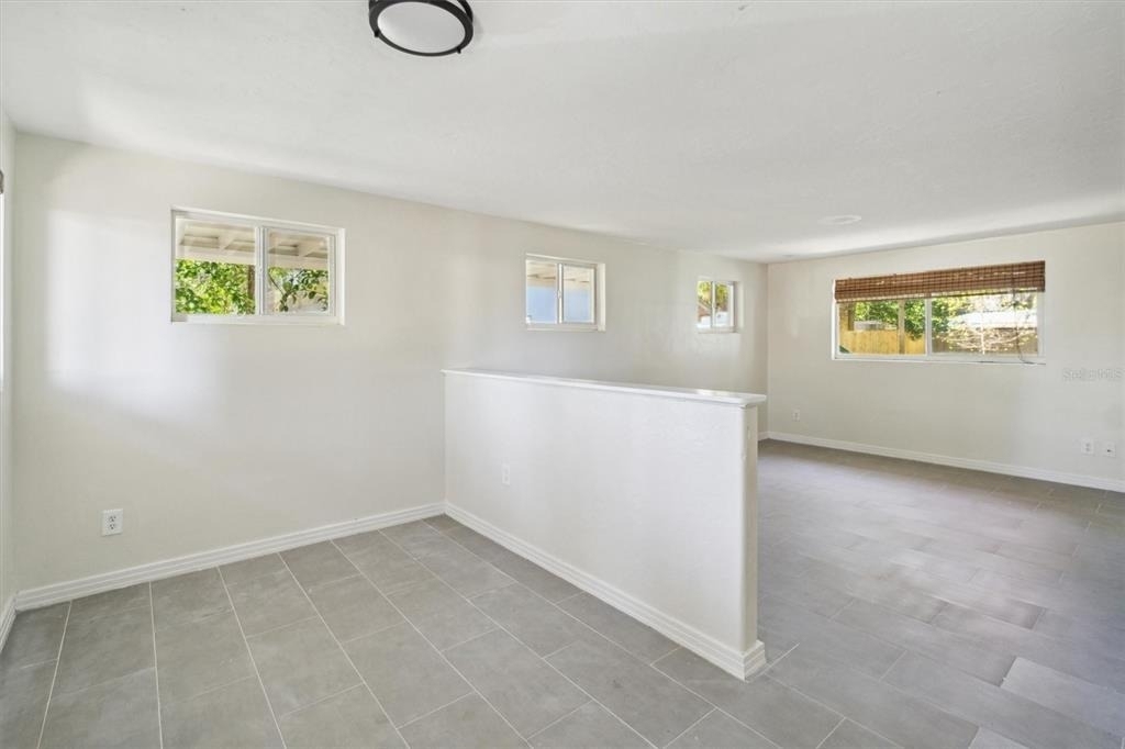 2114 Nw 7th Terrace - Photo 3
