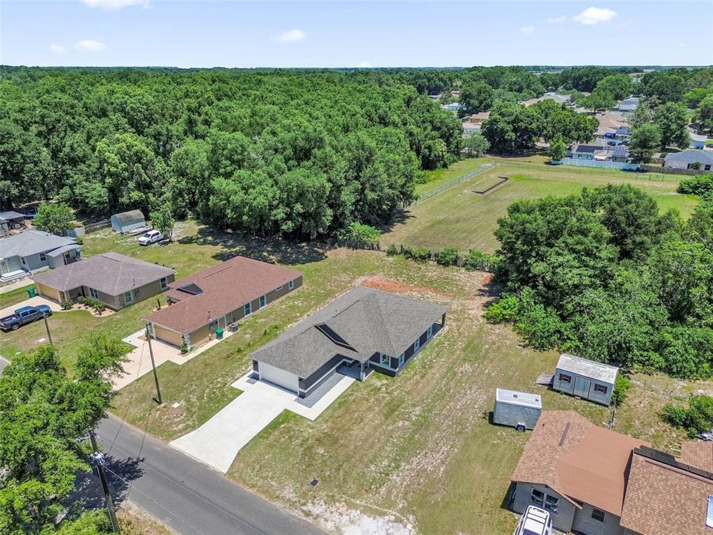 706 Stanley Avenue - Photo 4