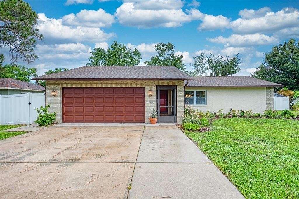 1330 Georgetowne Circle - Photo 3
