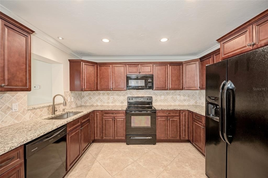 1330 Georgetowne Circle - Photo 12