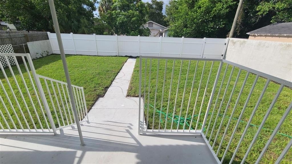 2519 W Walnut - Photo 12
