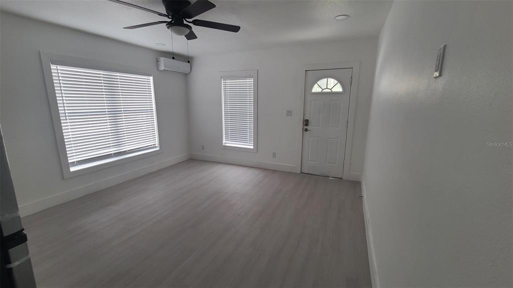 2519 W Walnut - Photo 17